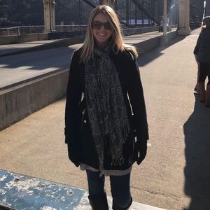 Meet your Posher, Olivia